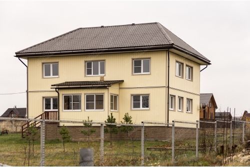 Труба круглая соединительная Grand Line 90мм 1м RAL 8017 шоколад купить в Москве цена с доставкой в Фелиз Хаус