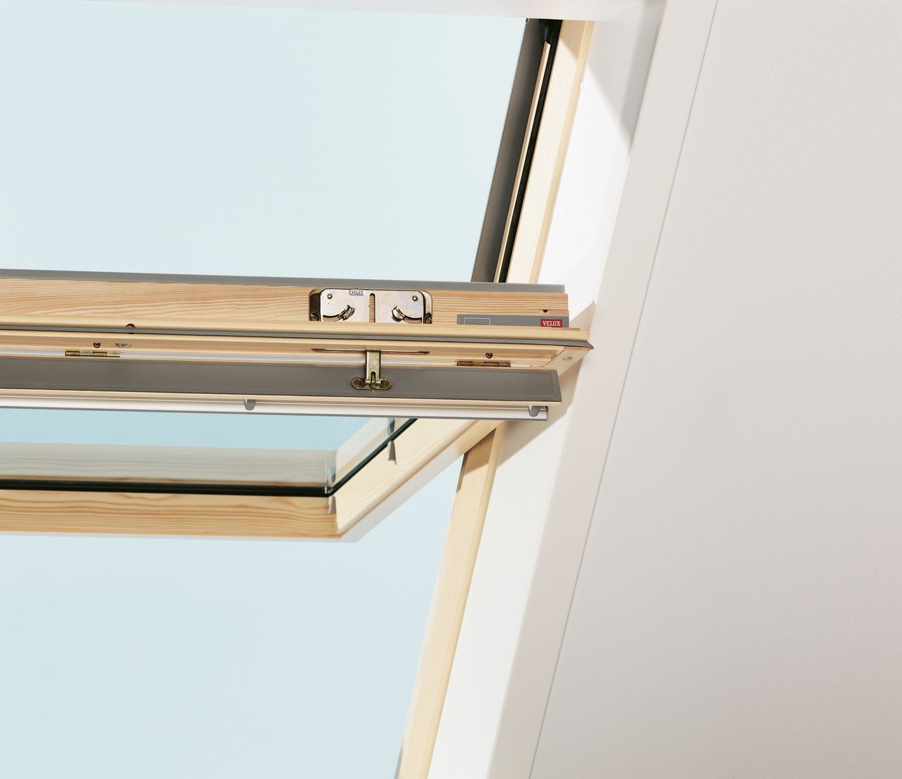 Мансардное окно VELUX GGL 3068