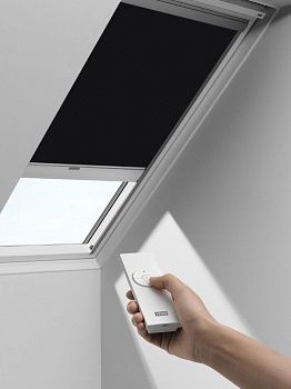 Затемняющая штора Velux DML на электроуправлении Фелиз Хаус